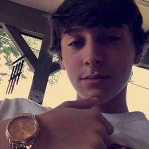 Meet your Posher, Logan